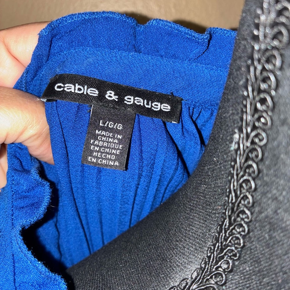 Cable & Gauge Royal Blue Pleated Tie-Neck Blouse - Picture 3 of 4